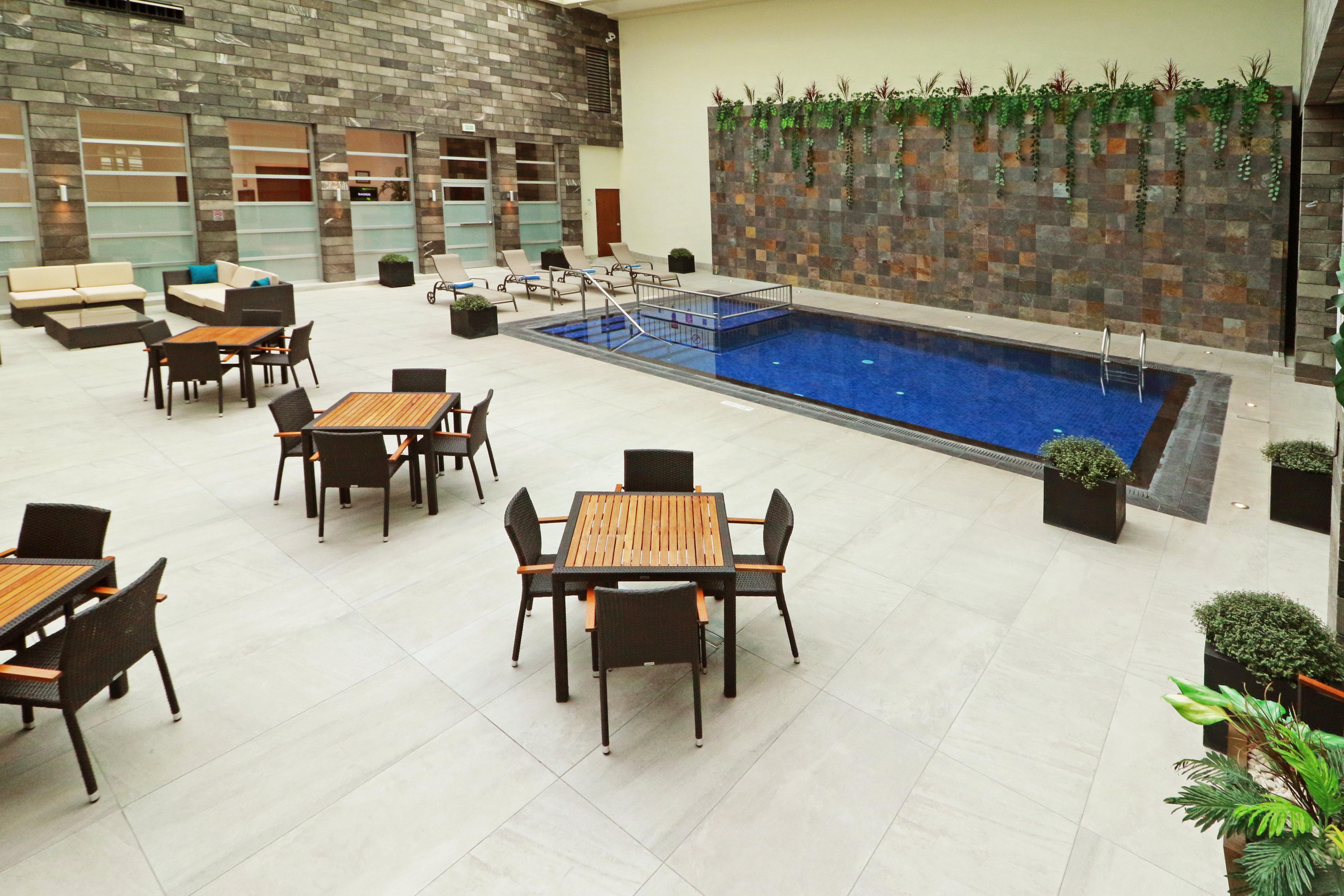 לאון Holiday Inn & Suites Plaza Mayor By Ihg מראה חיצוני תמונה