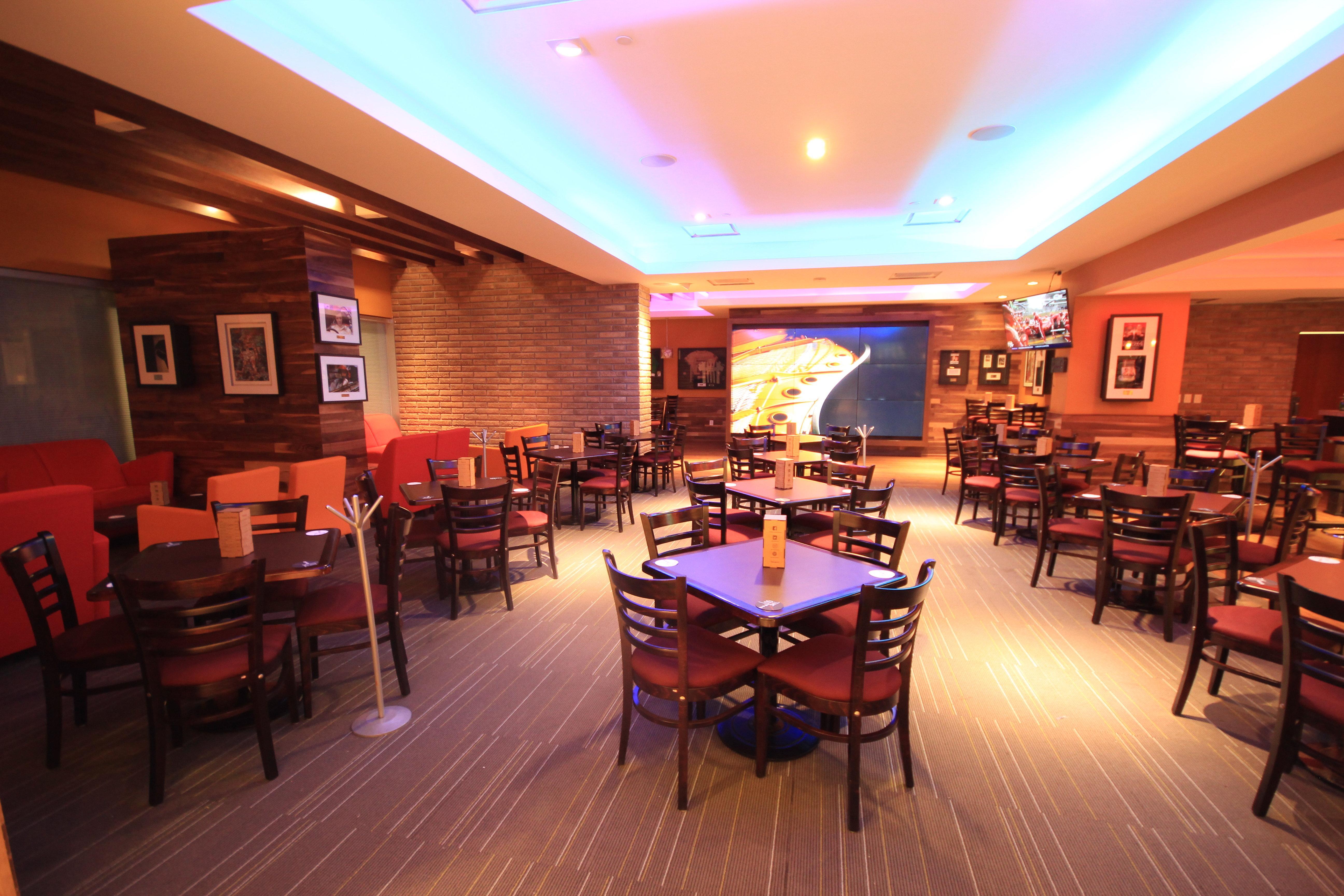 לאון Holiday Inn & Suites Plaza Mayor By Ihg מראה חיצוני תמונה