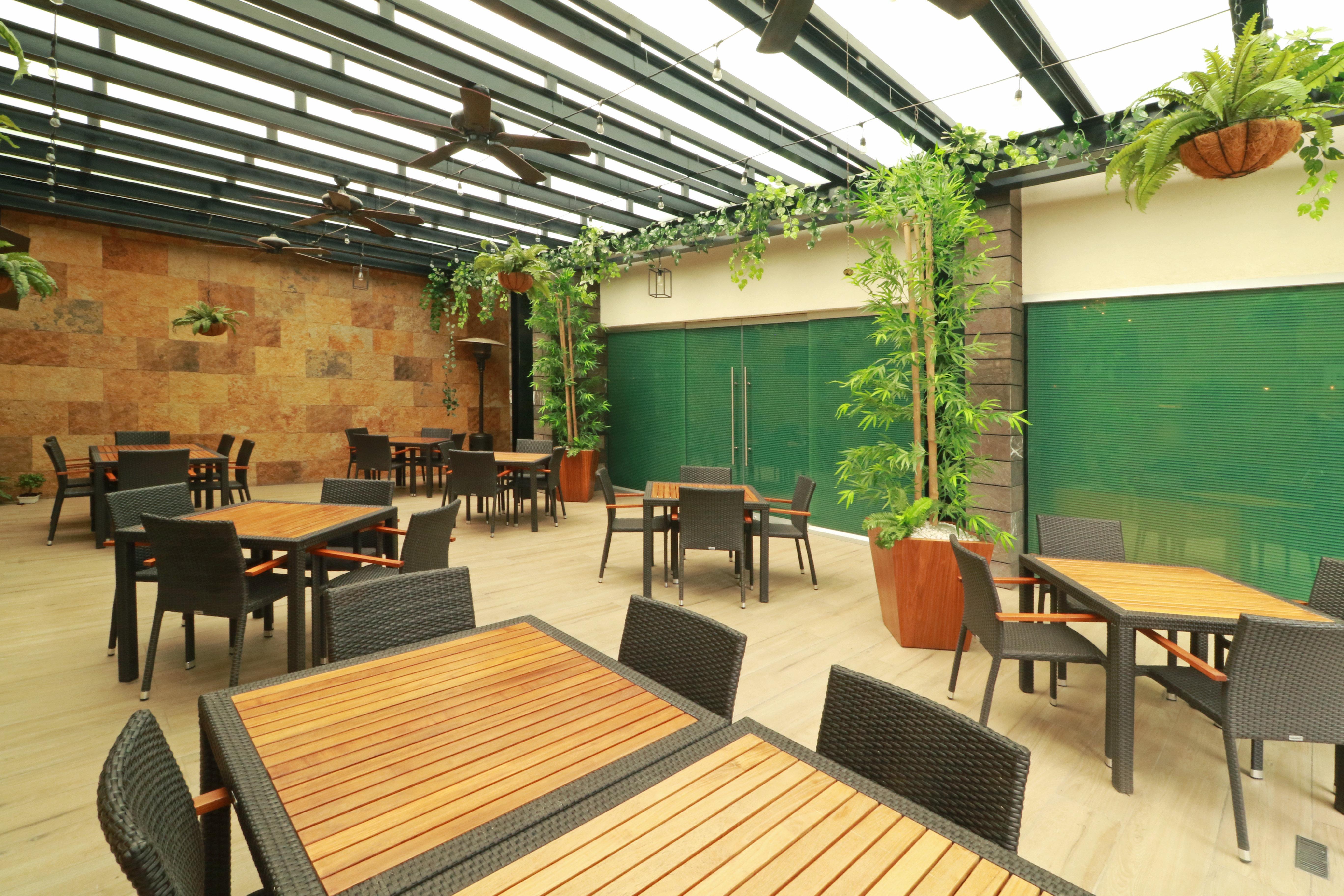 לאון Holiday Inn & Suites Plaza Mayor By Ihg מראה חיצוני תמונה